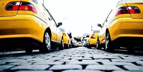 6月起新規(guī)實(shí)施 網(wǎng)約車(chē)正式納入出租汽車(chē)服務(wù)考核體系，行業(yè)迎來(lái)全面規(guī)范化